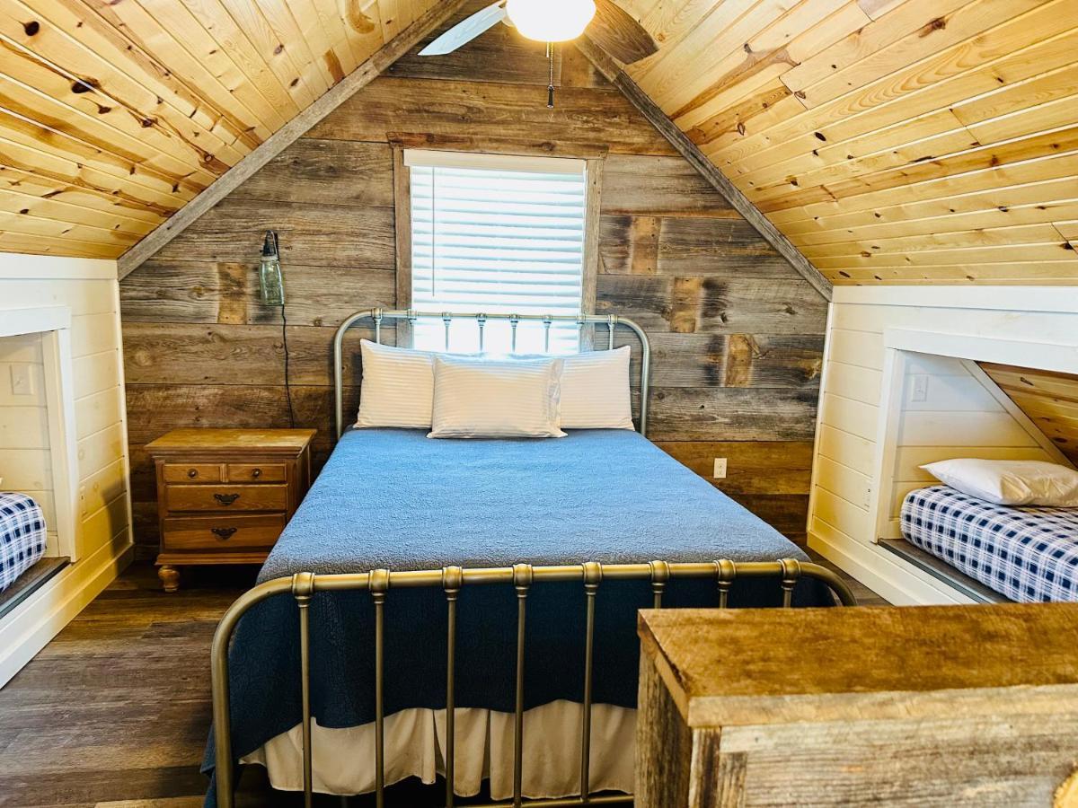 Knotty Squirrel Cabins Mountain View Kültér fotó