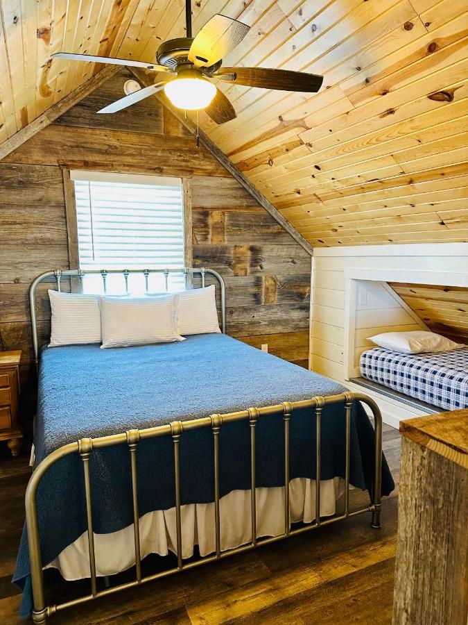 Knotty Squirrel Cabins Mountain View Kültér fotó